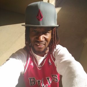 Meet your Posher, Lewis